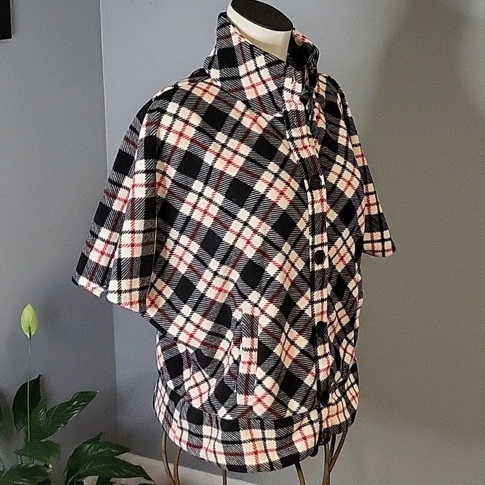 Liz Claiborne Active Plaid Fleece Button-Up Dolman Sleeve Poncho Cape Size XL - Picture 2 of 11